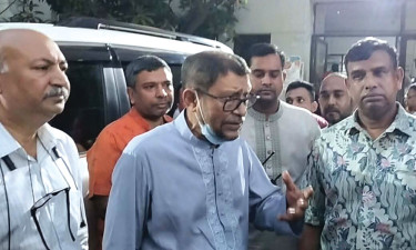 খালেদা জিয়ার সেবিকা ফাতেমার ভাতিজিকে দেখতে হাসপাতালে স্বাস্থ্যমন্ত্রী