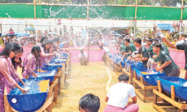 বর্ষবরণে সাংগ্রাই উৎসব