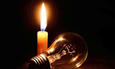 লোডশেডিং দাবদাহে বিপর্যস্ত জনজীবন