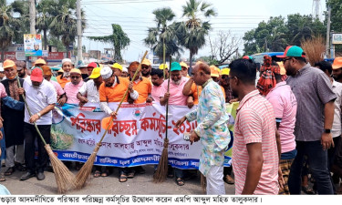 আদমদীঘিতে পরিচ্ছন্নতা কর্মসূচির উদ্বোধন করলেন এমপি আব্দুল মহিত