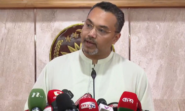 জ্বালানি তেলের দাম না বাড়িয়ে সর্বোচ্চ নিয়ন্ত্রণে রেখেছে সরকার