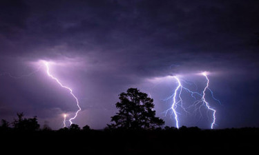 ৫ জেলায় বজ্রাঘাতে ১১ জনের মৃত্যু