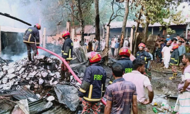 অকটেন ভাগাভাগি নিয়ে ধস্তাধস্তি, আগুনে দগ্ধ ৩