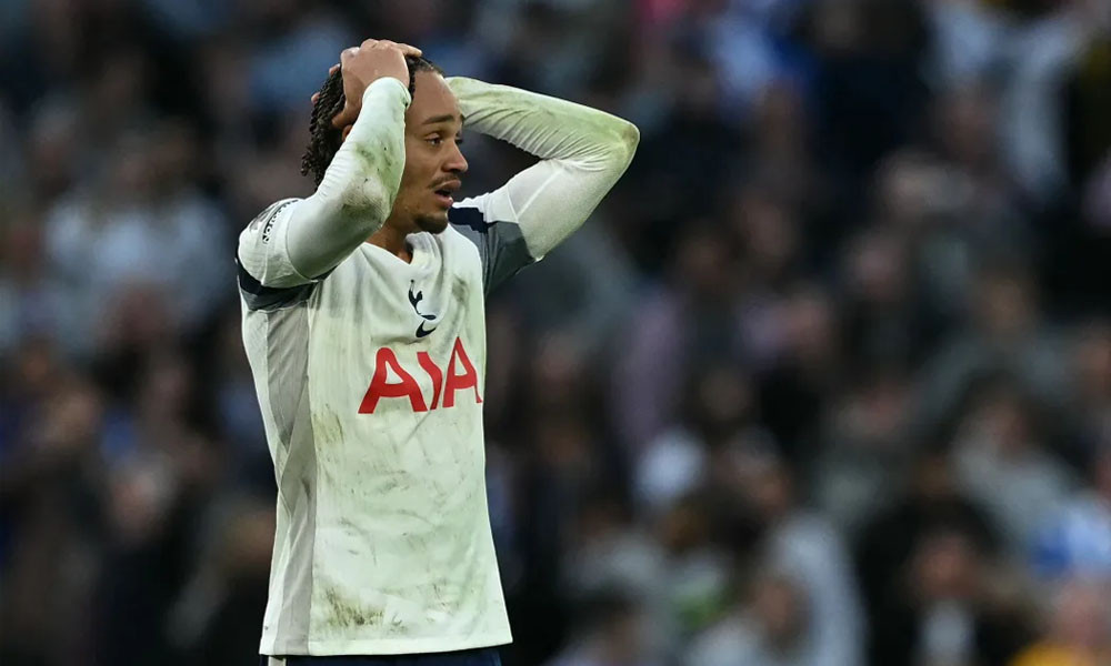 ৪৯ বছর পর অবনমনের শঙ্কায় টটেনহাম