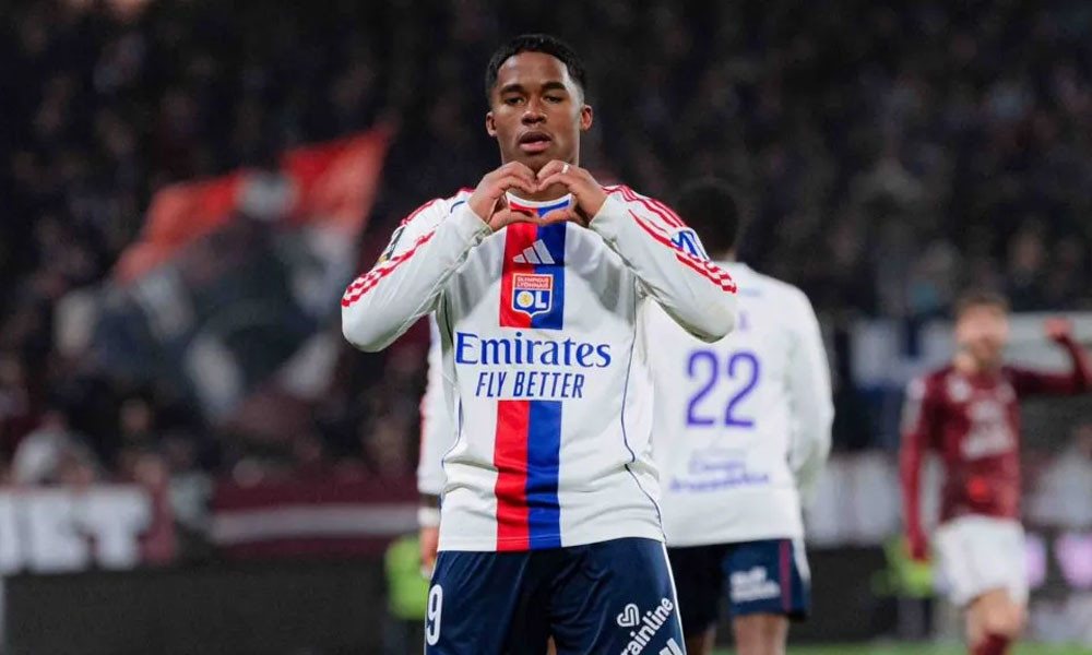 ব্রাজিল তারকাকে লোন থেকে ফেরাচ্ছে রিয়াল মাদ্রিদ