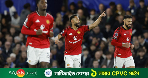 ইউনাইটেডের কাছে হারল চেলসি