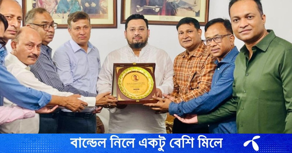 প্রতিমন্ত্রীর সঙ্গে চট্টগ্রাম এভিয়েশন ক্লাব সদস্যদের সৌজন্য সাক্ষাৎ