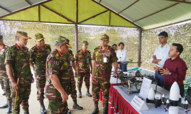 আর্টডক পরিদর্শনে মোমেনশাহী সেনানিবাসে সেনাপ্রধান