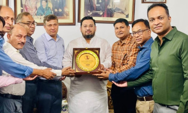 প্রতিমন্ত্রীর সঙ্গে চট্টগ্রাম এভিয়েশন ক্লাব সদস্যদের সৌজন্য সাক্ষাৎ