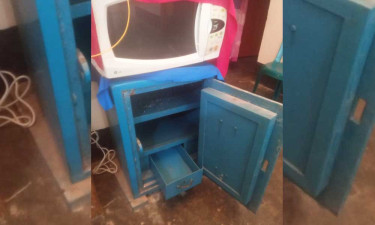 বিএনপির সাবেক এমপি ফজলুর রহমানের বাড়িতে চুরি