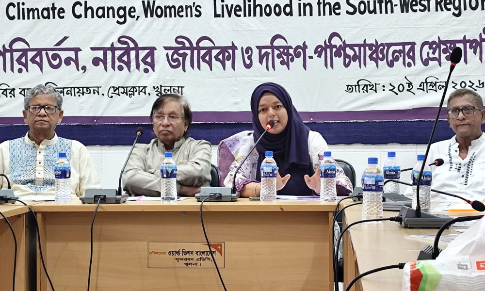 উপকূলে নারীর জীবিকা টিকিয়ে রাখতে উদ্যোগ জরুরি