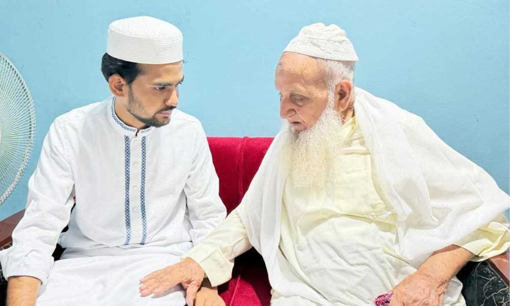 হেফাজত আমিরের সঙ্গে আসিফ মাহমুদের সৌজন্য সাক্ষাৎ