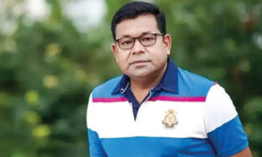 ফের সাউন্ডটেকে মনির খান