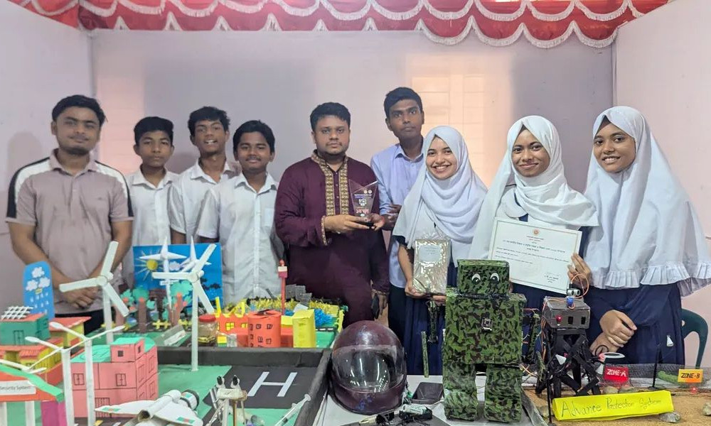 জেলা পর্যায়ে ডিসিপি হাই স্কুলের খুদে শিক্ষার্থীদের চমক