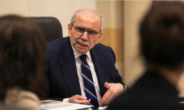 ইইউ পররাষ্ট্রমন্ত্রীদের সঙ্গে বৈঠকে বসছেন লেবাননের প্রধানমন্ত্রী