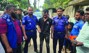 লাকসামে সাজাপ্রাপ্ত পলাতক আসামিসহ দুজন গ্রেপ্তার