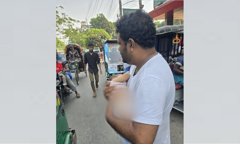 ‘রাষ্ট্র আমার সন্তানকে হাম উপহার দিল’