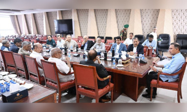 সংবাদপত্রের স্বাধীনতার প্রতি দৃঢ় অবস্থান ব্যক্ত করলেন প্রধানমন্ত্রী