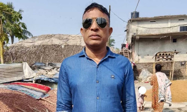 চাঁদা না দেওয়ায় হোটেল ব্যবসায়ীকে বিবস্ত্র করে নির্যাতন, গ্রেপ্তার ১