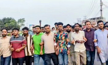 চট্টগ্রাম সিটি কলেজে হামলার প্রতিবাদে আনোয়ারায় ছাত্রদলের বিক্ষোভ মিছিল