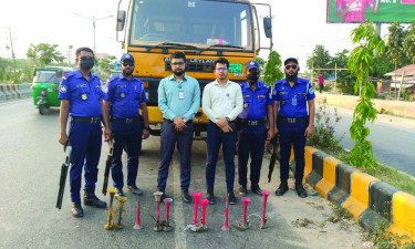 নারায়ণগঞ্জে শব্দদূষণ রোধে পাঁচ হর্ন জব্দ, জরিমানা