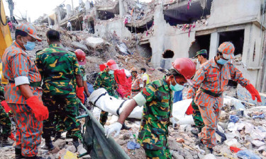 রানা প্লাজা ট্রাজেডির ১৩ বছরেও বিচার ও ক্ষতিপূরণ মেলেনি