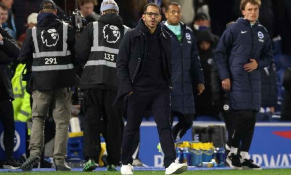 কোচ বরখাস্ত করল চেলসি