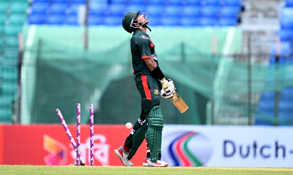 ৩ উইকেট হারানোর পর শান্ত-লিটনে ঘুরে দাঁড়াচ্ছে বাংলাদেশ