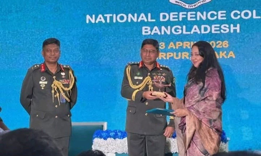 ন্যাশনাল ডিফেন্স কলেজ থেকে ‘ফেলো’ স্বীকৃতি পেল নায়াব ইউসুফ