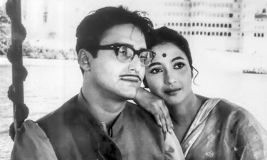 ছয় দশক পর মস্কোতে ফের ‘সাত পাকে বাঁধা’