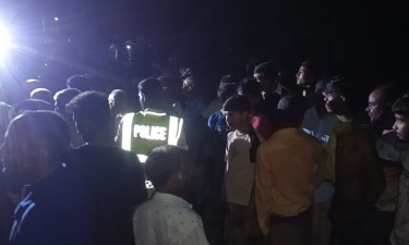 মাদরাসাছাত্রকে বেধড়ক মারধর, ক্ষুব্ধ অভিভাবক ও এলাকাবাসী