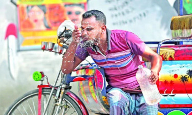 তীব্র তাপে পুড়ছে রাজশাহী, ঢাকাসহ ২৬ জেলায় মৃদু-মাঝারি তাপপ্রবাহ
