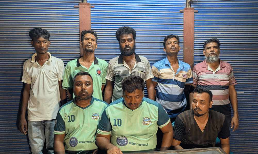 সংঘর্ষে উত্তাল রাজশাহী, ২৪ ঘণ্টায় জড়িতরা আটক না হলে কর্মবিরতির হুঁশিয়ারি