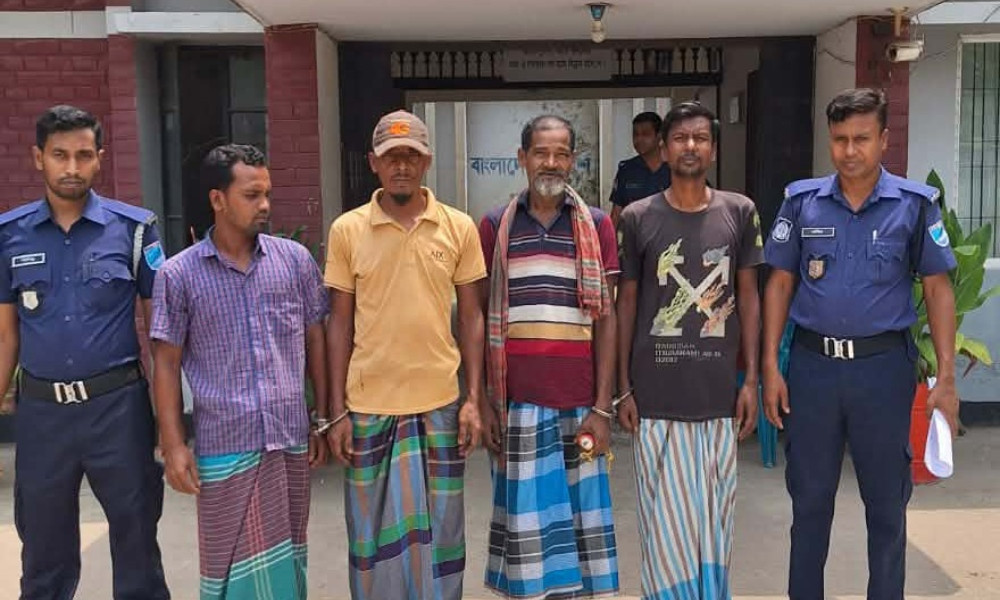 সাটুরিয়ায় ৪ মাদকসেবীর জেল-জরিমানা