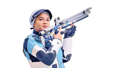 নিষেধাজ্ঞামুক্ত কলি ফিরছেন শ্যুটিংয়ে