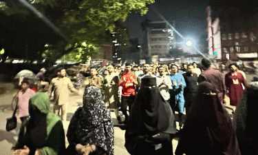 ডাকসু নেতাদের ওপর হামলার প্রতিবাদে জকসুর বিক্ষোভ