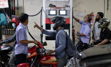 রাজধানীর ১১ পাম্পে তেল নিয়ে নতুন নির্দেশনা