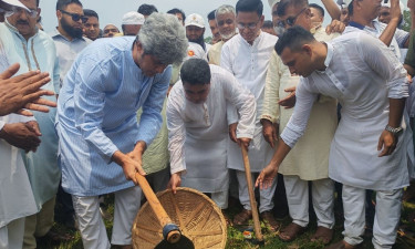বাঞ্ছারামপুরে খাল খনন উদ্বোধন করলেন প্রতিমন্ত্রী জোনায়েদ সাকি