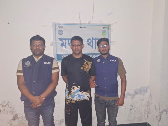 পুলিশের বাসায় দস্যুতা, প্রধান আসামি আরিফ গ্রেপ্তার