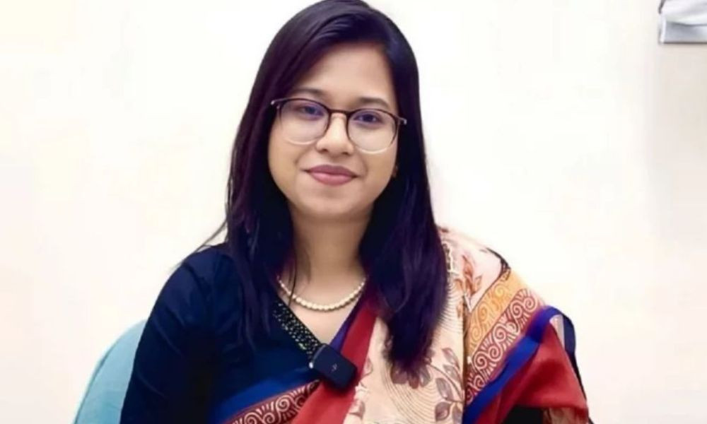 প্রার্থিতা ফিরে পেতে ইসিতে আপিল করতে যাচ্ছেন মনিরা শারমিন