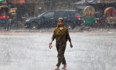 ৩ বিভাগে ভারি বৃষ্টির আভাস
