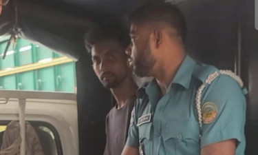 টঙ্গীতে বাবা-ছেলেকে হত্যা : সন্দেহভাজন হিসেবে বড় ছেলে আটক