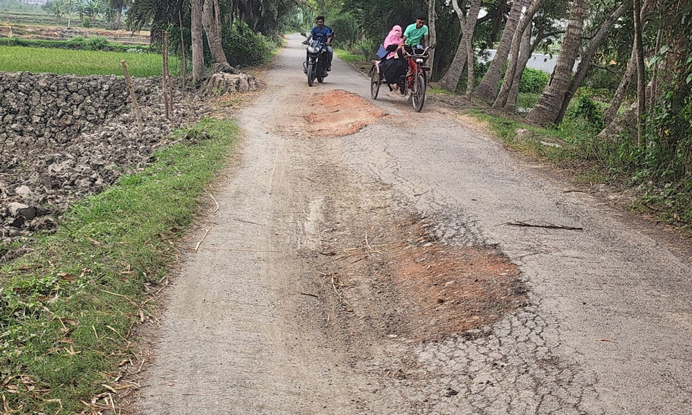 ১০ কোটির সড়ক দুই বছরেই বেহাল