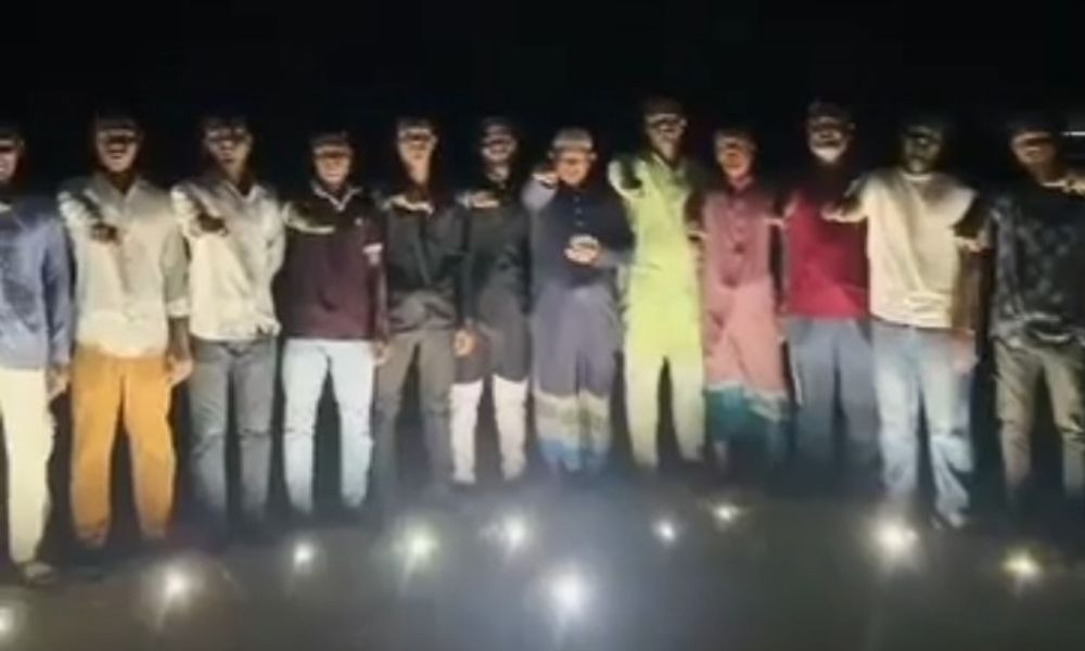 শেখ হাসিনাকে ফেরাতে কমলনগরে আওয়ামী লীগ, যুবলীগের শপথ