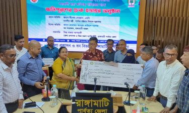 বন উজাড় হয়ে যাওয়ায় হাতির সঙ্গে মানুষের দ্বন্দ্ব বাড়ছে : পার্বত্য মন্ত্রী