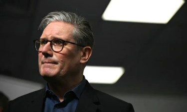 যুদ্ধে অর্থনৈতিক প্রভাব নিয়ে জরুরি বৈঠকে বসবেন যুক্তরাজ্যের প্রধানমন্ত্রী