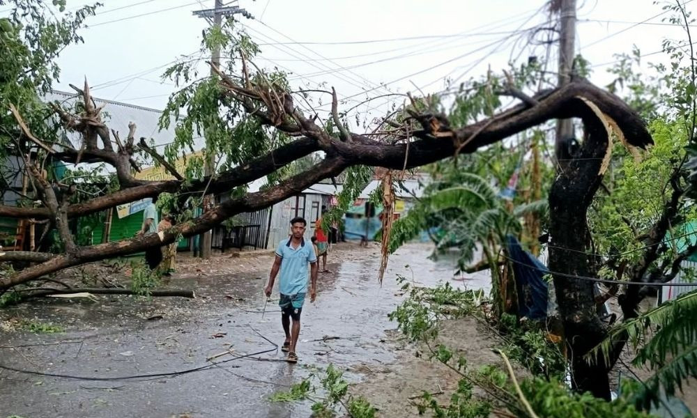 কালবৈশাখী ঝড়ে লণ্ডভণ্ড ব্রাহ্মণবাড়িয়া