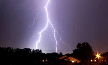 বজ্রপাত থেকে বাঁচতে মহানবী (সা.) যে দোয়া পড়তেন