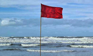 দেশের ৪ সমুদ্রবন্দরে ৩ নম্বর সতর্ক সংকেত