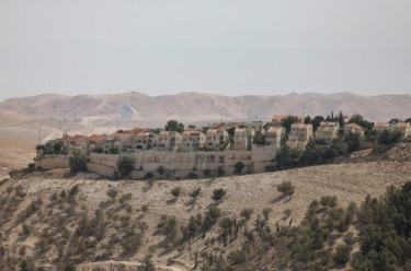 অধিকৃত পশ্চিম তীরে ১৪ ফিলিস্তিনিকে আটক করল ইসরায়েল